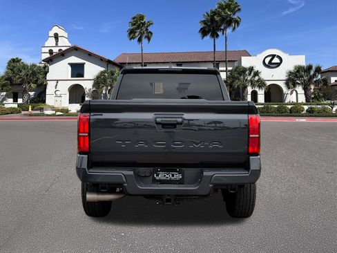 Used 2024 Toyota Tacoma TRD Sport RWD image 3