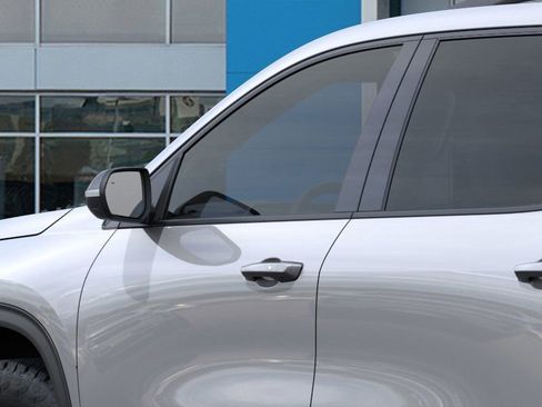 New 2026 Chevrolet Traverse Z71 w/ Enhanced Driving Package image 12