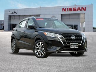 Certified 2024 Nissan Kicks SV image 1