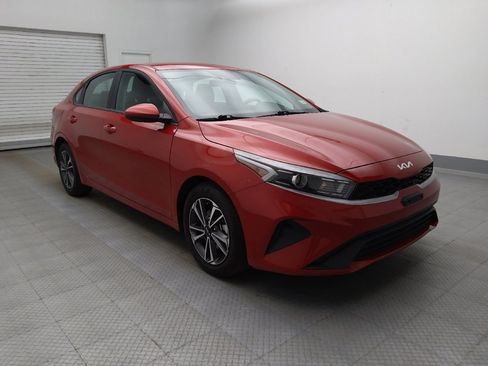 Used 2024 Kia Forte LXS FWD image 13