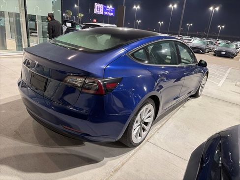 Used 2021 Tesla Model 3 Standard Range Plus image 17