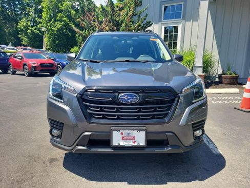 Certified 2023 Subaru Forester Premium AWD/4WD image 9