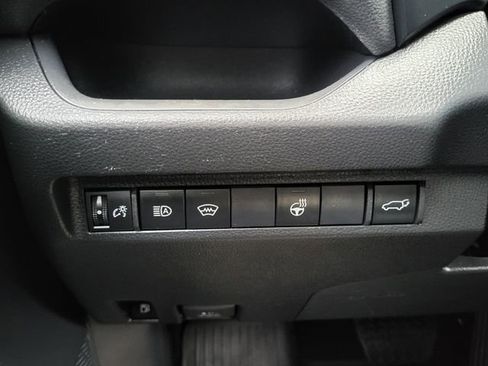 Used 2023 Toyota RAV4 SE w/ Weather & Moonroof Package AWD/4WD image 21