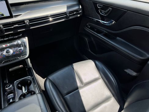 Certified 2022 Lincoln Corsair AWD w/ Premium Package image 29