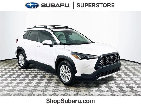 Used 2024 Toyota Corolla Cross LE w/ Moonroof Package AWD/4WD image 1
