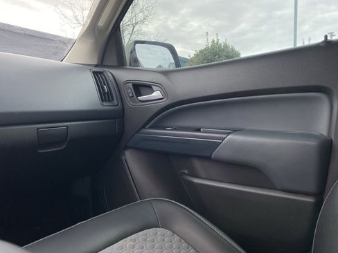 Used 2015 Chevrolet Colorado Z71 image 60