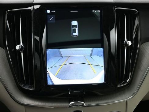 Used 2023 Volvo XC60 B5 Plus w/ Climate Package image 21