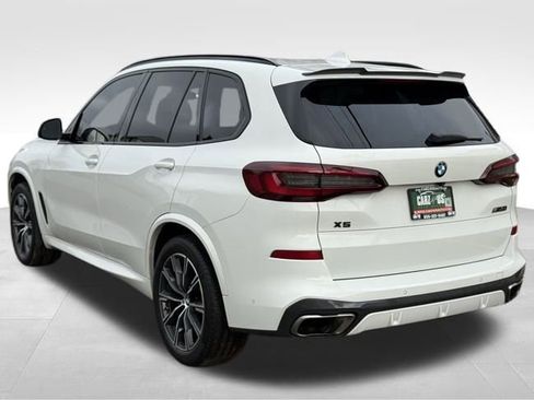 Used 2021 BMW X5 M50i w/ Premium Package image 9