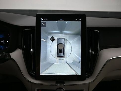 New 2026 Volvo XC60 B5 Ultra w/ Protection Package Premier image 21