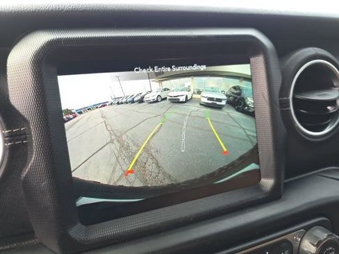 Used 2023 Jeep Wrangler Unlimited Rubicon 4xe w/ Safety Group image 25