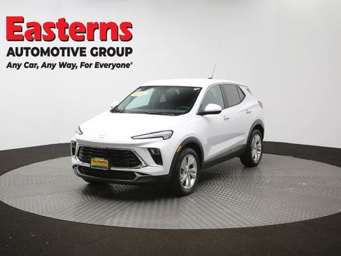 Used 2025 Buick Encore GX Preferred FWD image 54