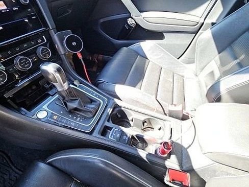 Used 2018 Volkswagen Golf R DCC & Navigation 4Motion image 19