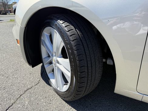 Used 2015 Chevrolet Cruze LTZ w/ Enhanced Safety Package image 24
