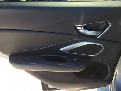 Used 2025 Acura RDX Base image 12