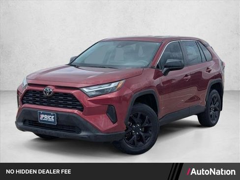 Used 2024 Toyota RAV4 LE FWD image 1