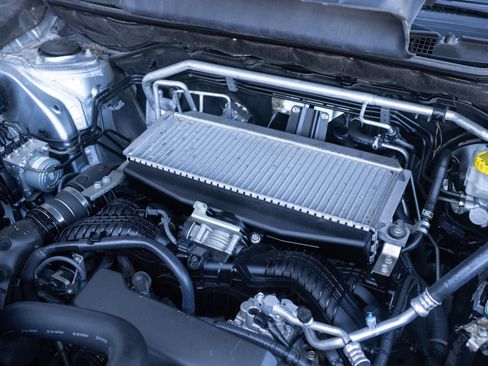 Used 2020 Subaru Ascent Limited w/ Technology Package image 9