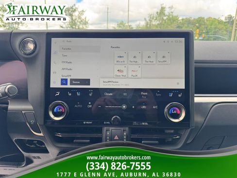 Used 2024 Lexus GX 550 w/ Accessory Package (Z1) AWD/4WD image 23