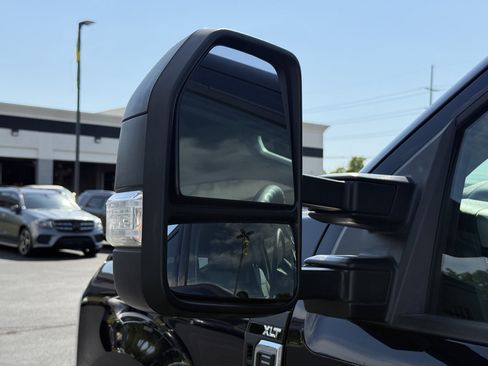 Used 2025 Ford F350 XLT AWD/4WD image 36