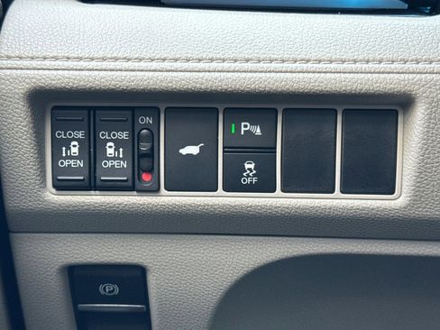 Certified 2025 Honda Odyssey Touring image 38