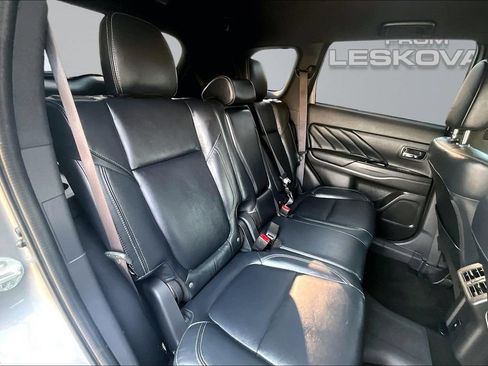 Used 2022 Mitsubishi Outlander SEL AWD/4WD image 26