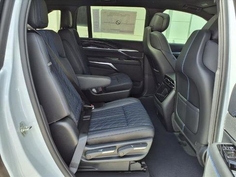 New 2026 Cadillac Escalade IQ Sport 1 image 10