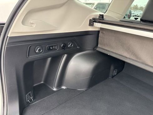 Used 2023 Subaru Forester Limited image 40
