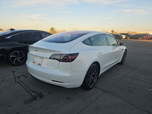 Used 2018 Tesla Model 3 Long Range image 4