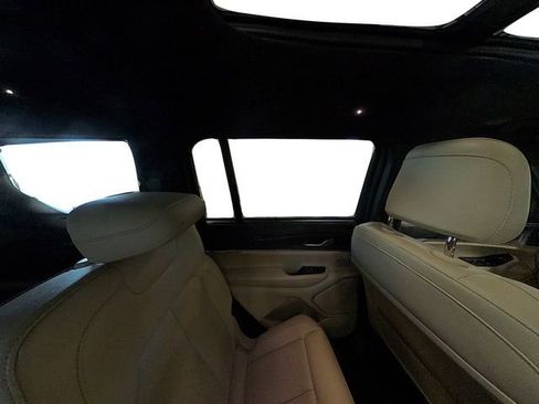 Used 2024 Jeep Grand Cherokee L Limited w/ Luxury Tech Group II image 36