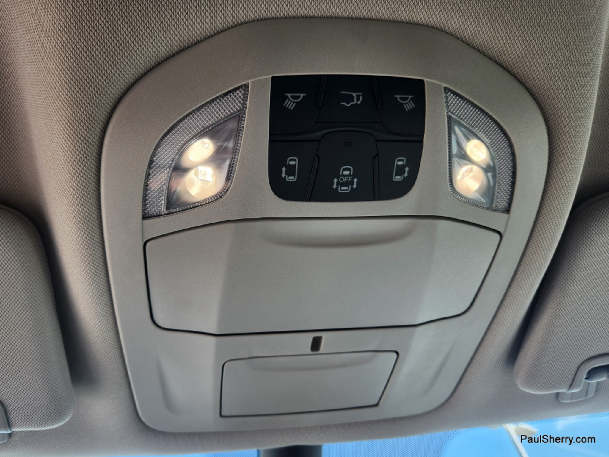 Used 2024 Chrysler Pacifica Touring-L FWD image 45