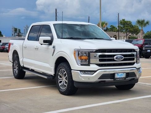 Used 2021 Ford F150 Lariat w/ Trailer Tow Package AWD/4WD image 3