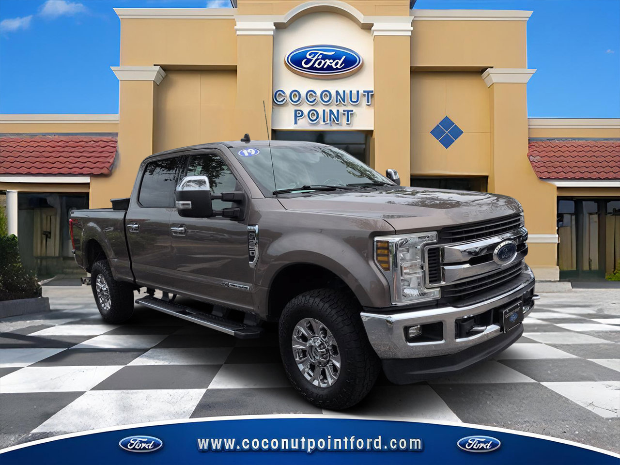Used 2019 Ford F250 XLT w/ XLT Premium Package AWD/4WD image 1