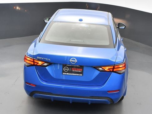 Used 2025 Nissan Sentra SV image 48