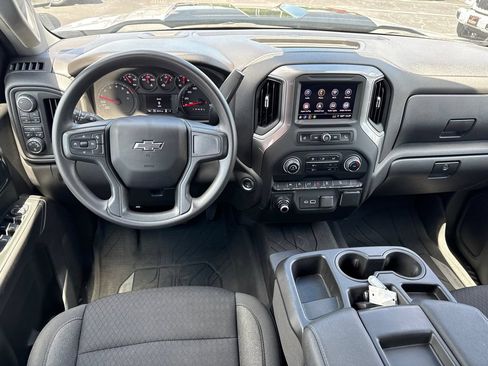 Used 2024 Chevrolet Silverado 1500 Custom Trail Boss w/ Turbomax Blackout Package AWD/4WD image 23