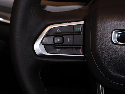 Used 2023 Jeep Compass Limited AWD/4WD image 23