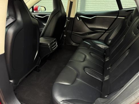 Used 2014 Tesla Model S 85 RWD image 17