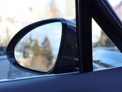 Used 2022 Genesis GV70 2.5T w/ Select Package image 23