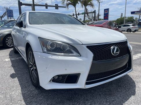 Used 2013 Lexus LS 460 AWD w/ F-Sport Pkg image 2