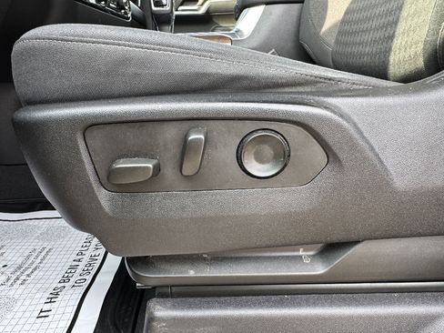 Used 2023 Chevrolet Silverado 1500 RST w/ Z71 Off-Road Package image 24