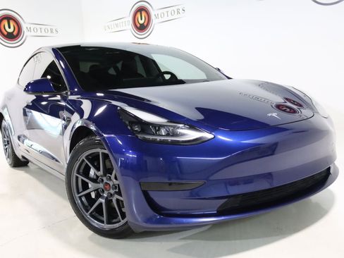 Used 2021 Tesla Model 3 Standard Range Plus RWD image 16