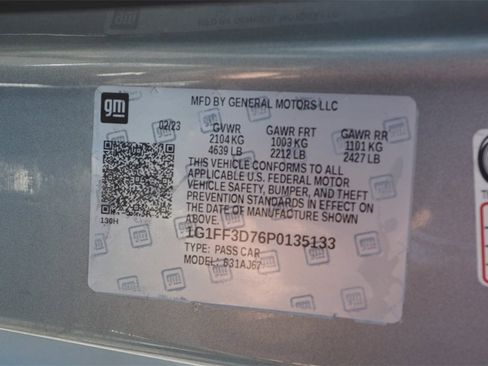 Used 2023 Chevrolet Camaro LT w/ Technology Package image 30