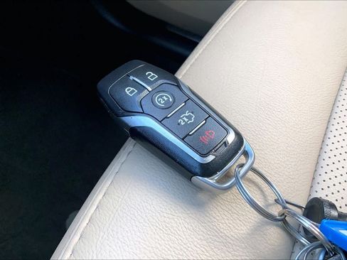 Used 2017 Ford Explorer Limited FWD image 14