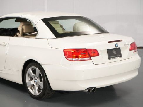 Used 2010 BMW 328i Convertible RWD image 19