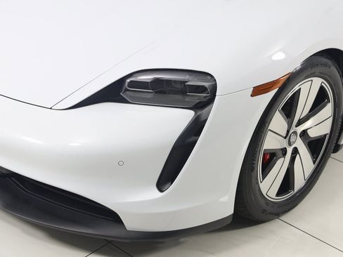 Used 2020 Porsche Taycan 4S image 69