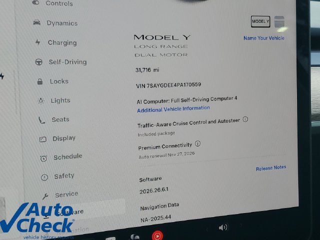 Used 2023 Tesla Model Y Long Range AWD/4WD image 25