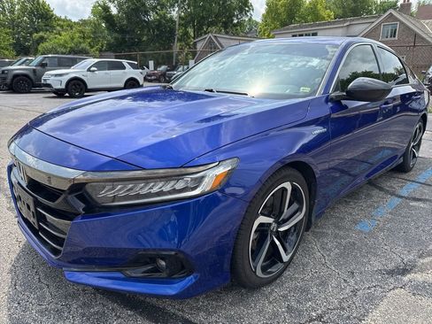 Used 2022 Honda Accord Sport image 1