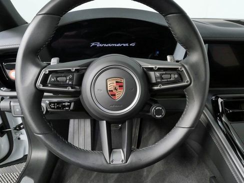 Certified 2024 Porsche Panamera 4 AWD/4WD image 9