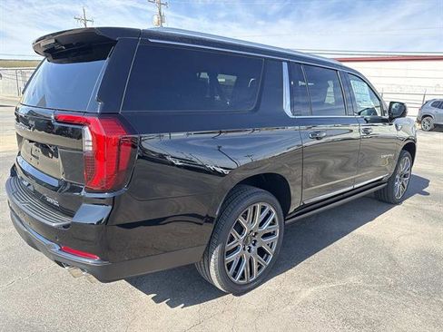 New 2026 GMC Yukon XL Denali Ultimate image 4
