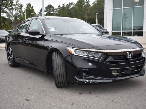 Used 2022 Honda Accord Sport image 3