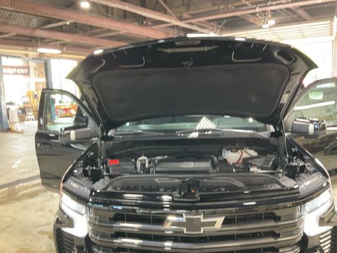 Used 2025 Chevrolet Silverado 1500 High Country w/ Midnight Edition AWD/4WD image 23