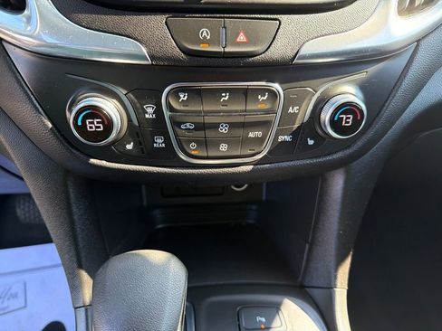 Used 2023 Chevrolet Equinox LT AWD/4WD image 15